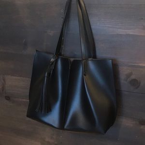 FAUX LEATHER HANDBAG